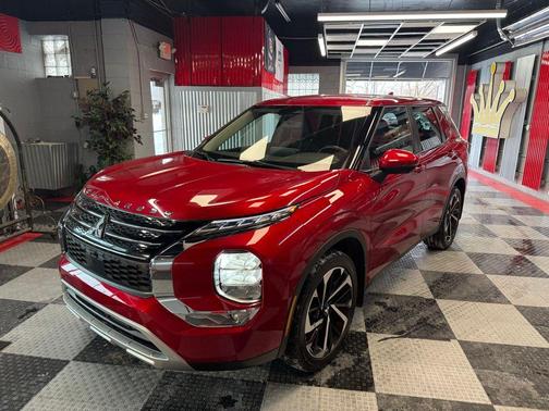 2023 Mitsubishi Outlander SE Special Edition