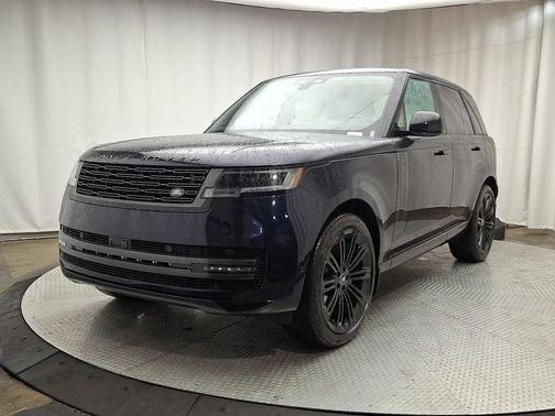 2025 Land Rover Range Rover P400 SE
