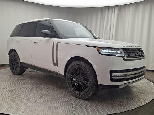 2026 Land Rover Range Rover P530 SE