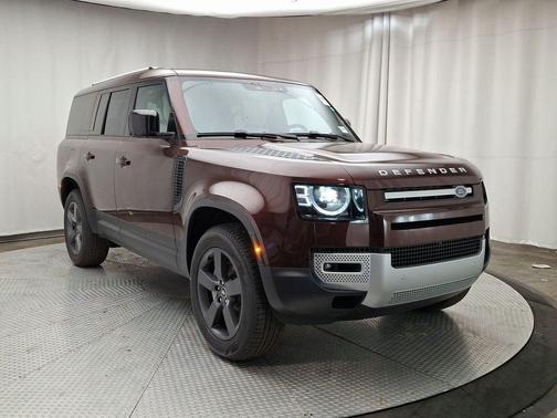 2025 Land Rover Defender P400 S