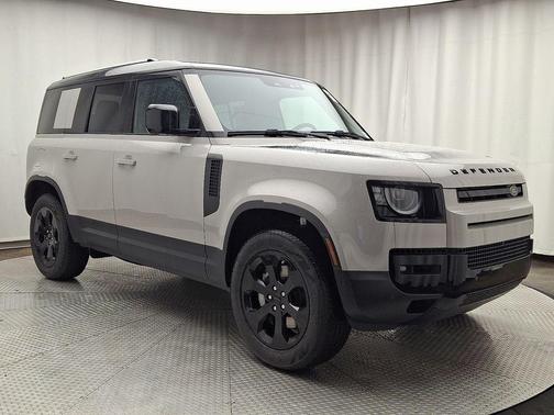 2026 Land Rover Defender 