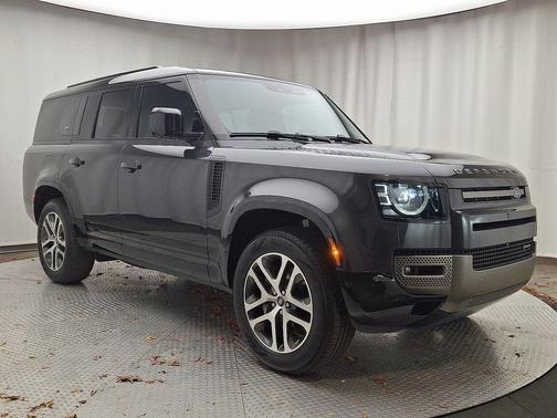 2023 Land Rover Defender X-Dynamic SE