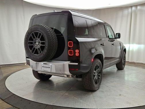 2025 Land Rover Defender P300