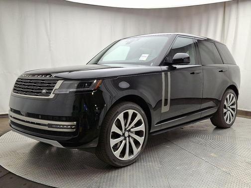 2025 Land Rover Range Rover P400 SE
