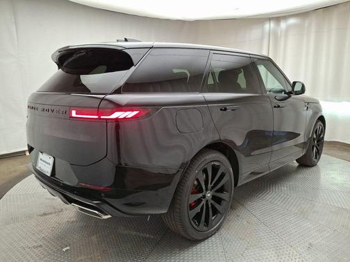 2025 Land Rover Range Rover Sport P460 Dynamic SE