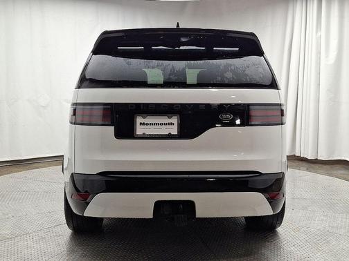 2023 Land Rover Discovery P360 S R-Dynamic