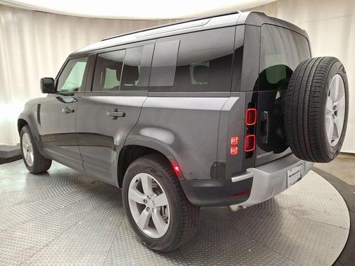 2025 Land Rover Defender P400 S