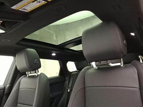 2026 Land Rover Range Rover Evoque S