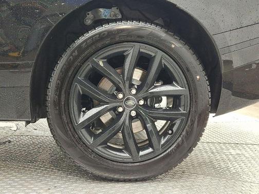 2026 Land Rover Range Rover Velar P400 Dynamic SE