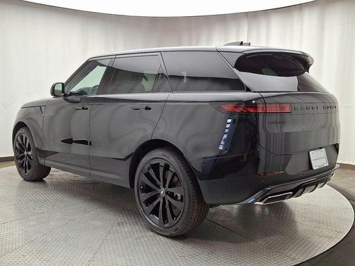 2025 Land Rover Range Rover Sport P360 SE