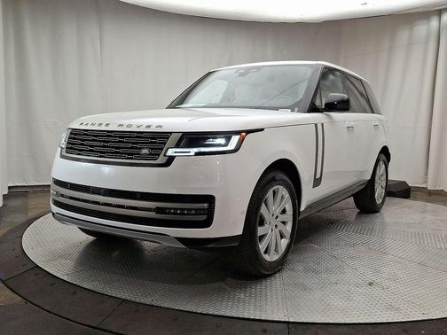 2025 Land Rover Range Rover P400 SE