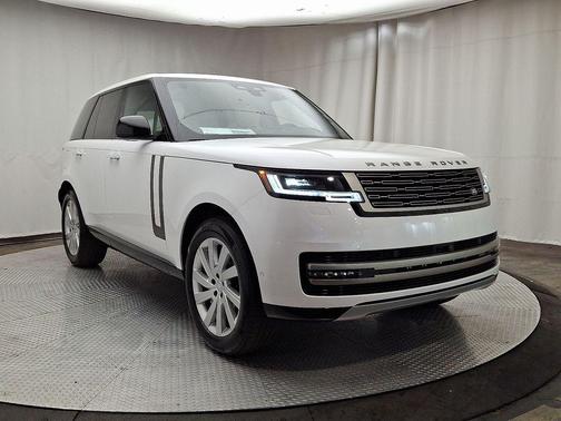 2025 Land Rover Range Rover P400 SE