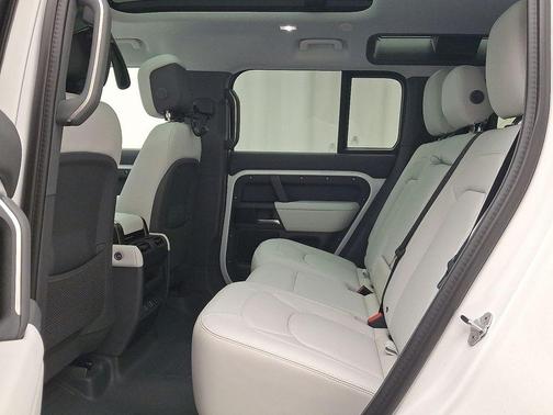 2026 Land Rover Defender