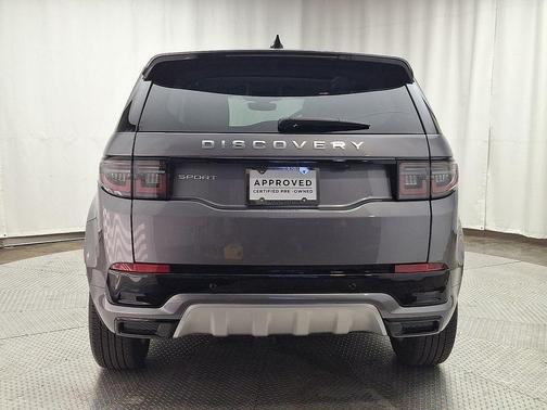 2025 Land Rover Discovery Sport S