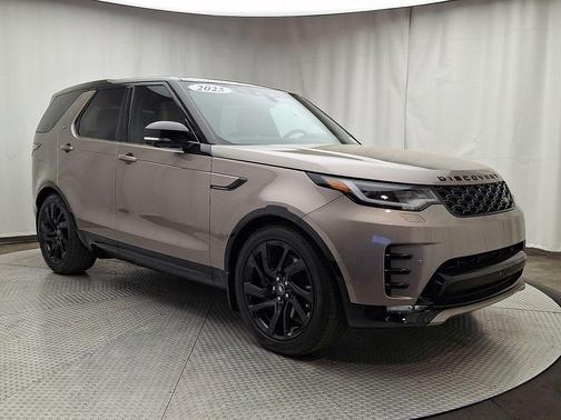 Lantau Bronze 2025 Land Rover Discovery P360 Dynamic SE