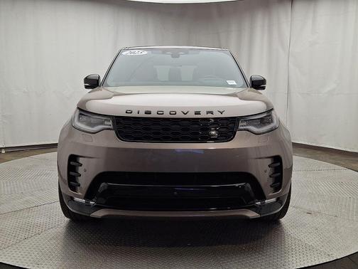 Lantau Bronze 2025 Land Rover Discovery P360 Dynamic SE