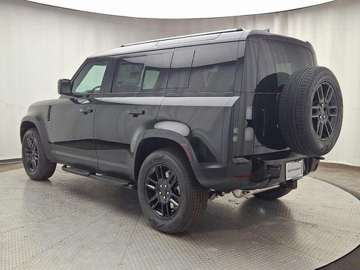 2026 Land Rover Defender