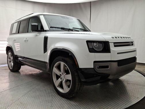 2025 Land Rover Defender P400 X-Dynamic SE