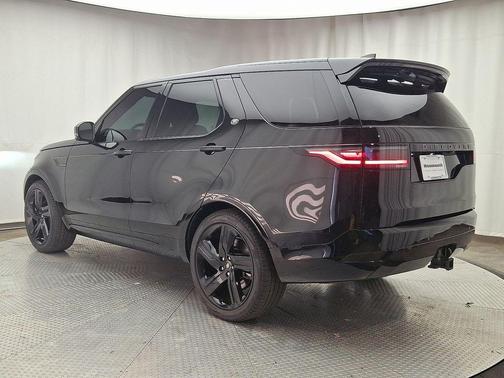 2024 Land Rover Discovery P360 Dynamic SE