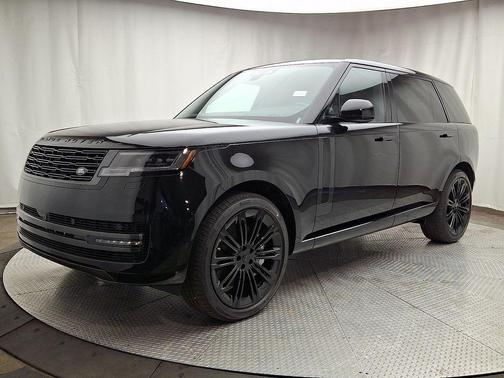 Santorini Black 2026 Land Rover Range Rover P530 SE 7 Seat
