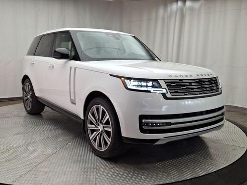 2025 Land Rover Range Rover P550e Autobiography