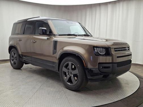 Gondwana Stone 2026 Land Rover Defender P400 X-Dynamic SE