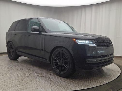 2026 Land Rover Range Rover P400 SE