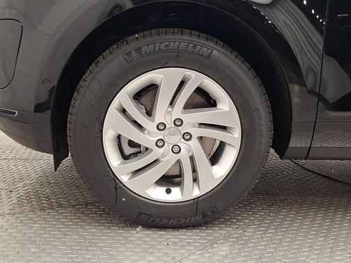 Santorini Black 2026 Land Rover Range Rover Evoque Core S