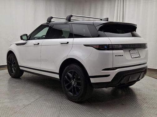 Ostuni Pearl White 2026 Land Rover Range Rover Evoque S
