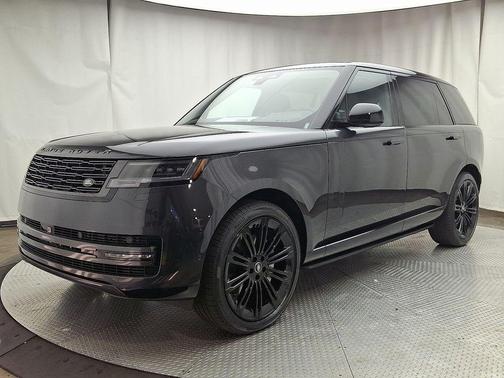 2025 Land Rover Range Rover P400 SE 7 Seat