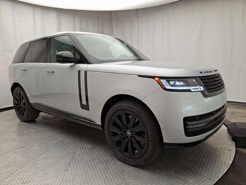 2025 Land Rover Range Rover P530 SE