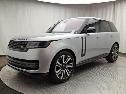 2023 Land Rover Range Rover P530 SE