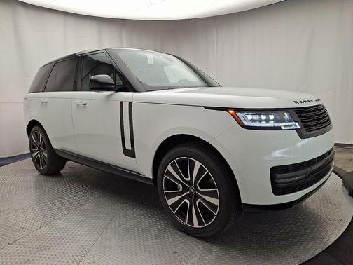 2025 Land Rover Range Rover P400 SE