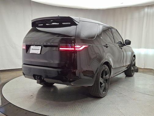 2024 Land Rover Discovery P360 Dynamic SE