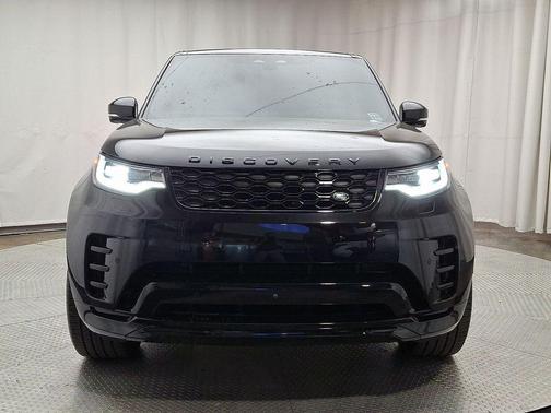 2024 Land Rover Discovery P360 Dynamic SE