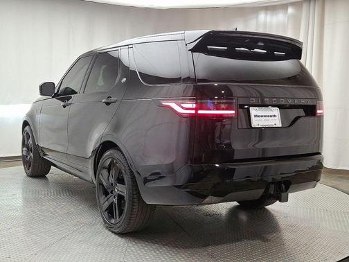 2024 Land Rover Discovery P360 Dynamic SE