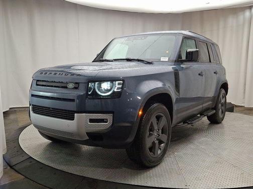 2025 Land Rover Defender P300