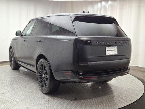 2025 Land Rover Range Rover P400 SE