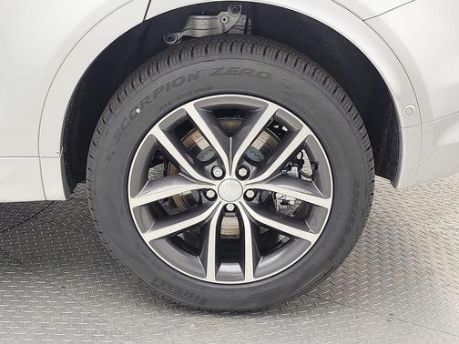 2024 Land Rover Discovery Sport Core S