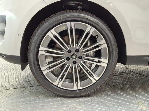 2025 Land Rover Range Rover Sport P360 SE