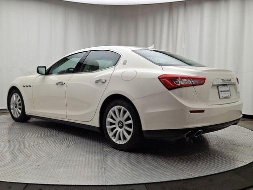 2014 Maserati Ghibli Base