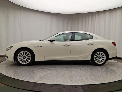 2014 Maserati Ghibli Base