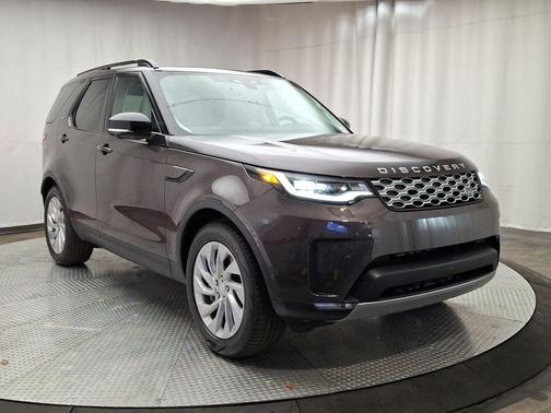 2025 Land Rover Discovery P300 S