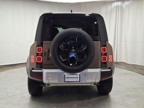 2024 Land Rover Defender P300