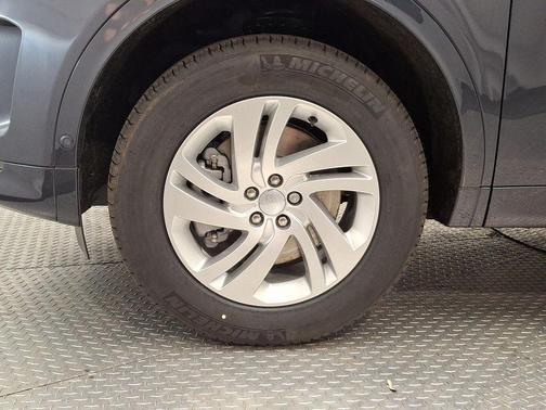 2025 Land Rover Discovery Sport S