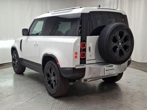 2025 Land Rover Defender P300 S