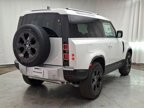 2025 Land Rover Defender P300 S