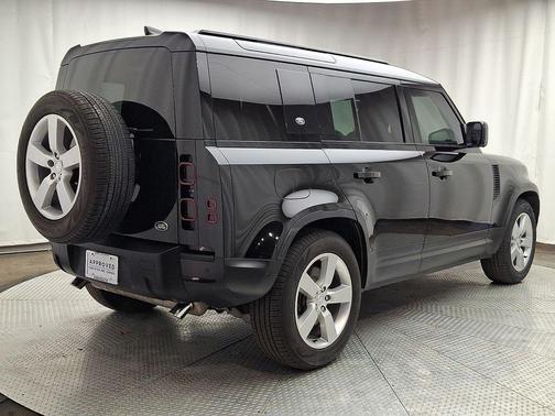 Santorini Black 2020 Land Rover Defender 110 HSE
