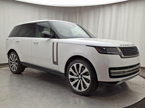 2025 Land Rover Range Rover P530 SE