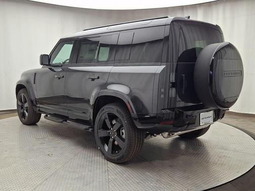 Carpathian Grey 2026 Land Rover Defender P400 X-Dynamic SE